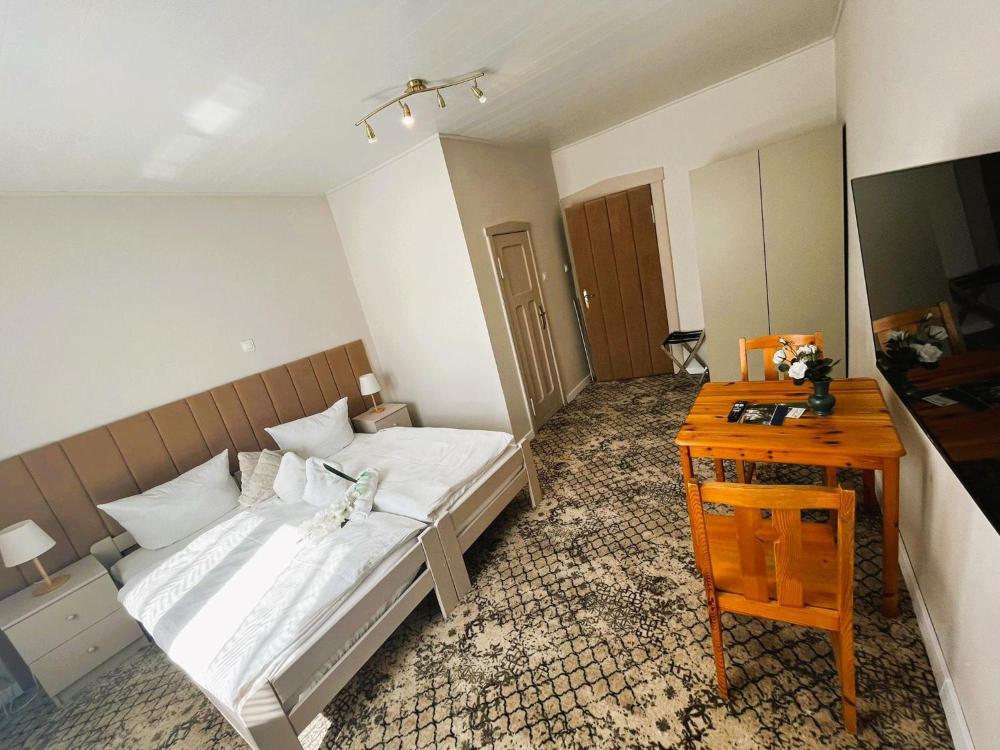 Villa Sunny Rose Bed & Breakfast Свиноуйсьце Экстерьер фото